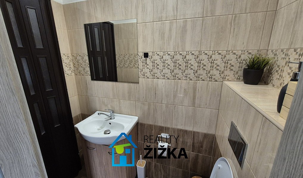 Prodej domu 106 m² s pozemkem 437 m², Sklené – náhled fotky 9