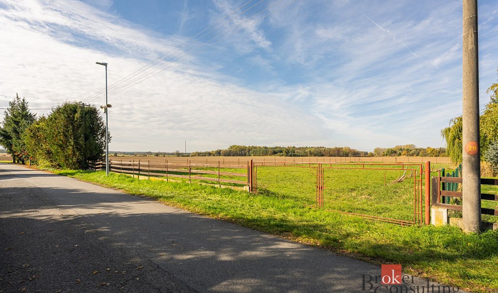 Prodej stavebního pozemku 700 m², Přelouč – náhled fotky 14