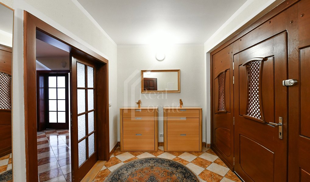 Pronájem domu 310 m² s pozemkem 814 m², Praha – náhled fotky 16