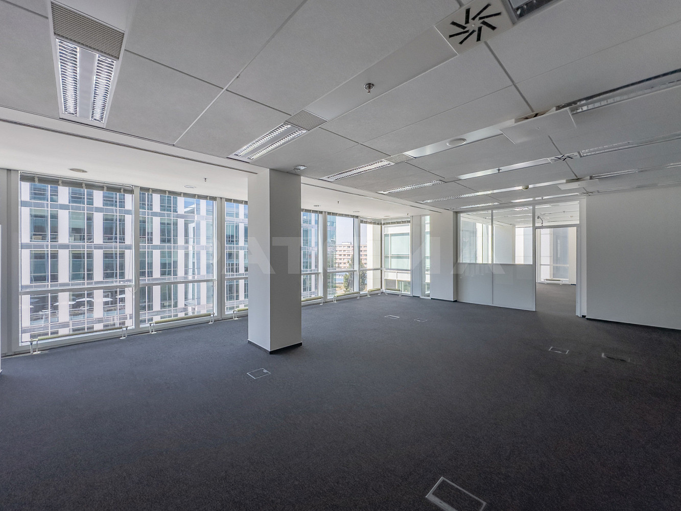Podnájem kanceláří o výměře 431 m² v objektu City Tower, Praha 4 – pohled 4