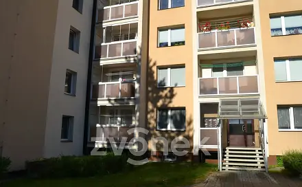 Pronájem bytu 2+1 66 m², Dolní Jasenka, Vsetín