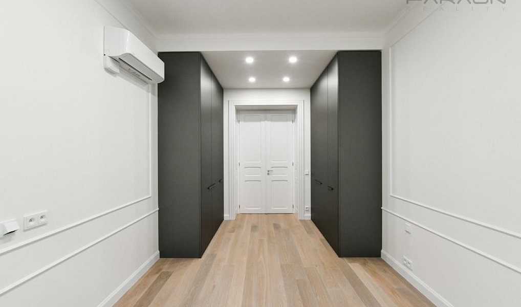 Pronájem bytu 4+kk 118 m², Praha – náhled fotky 14