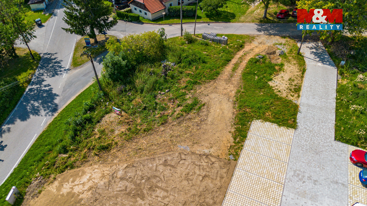 Prodej stavebního pozemku 800 m² – fotografie 4