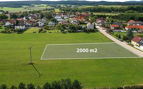 Prodej stavebního pozemku 2 000 m², Lipí, okres České Budějovice