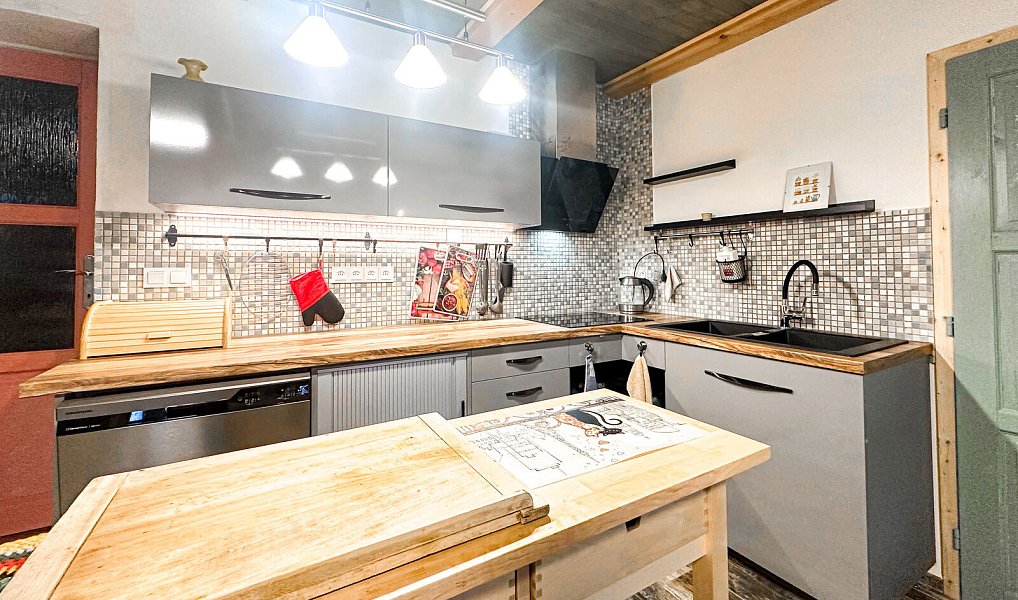 Prodej domu 145 m² s pozemkem 314 m², Svatý Jan – náhled fotky 9