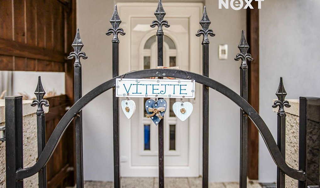 Prodej ubytovacího objektu 372 m², Hluboká nad Vltavou – náhled fotky 27