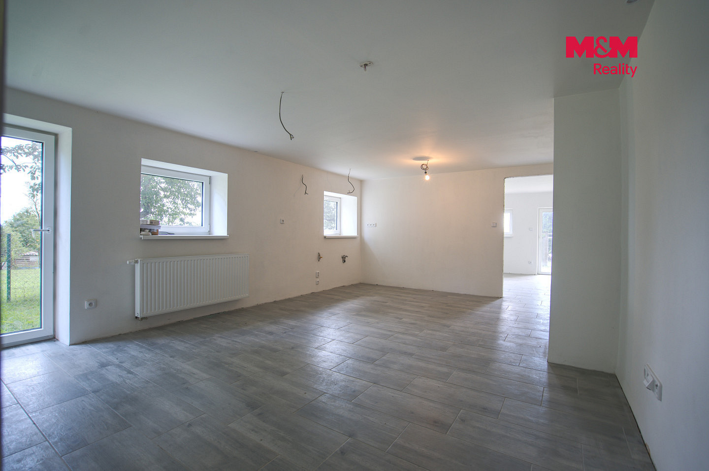 Prodej nájemního domu, činžáku 350 m² – fotografie 2