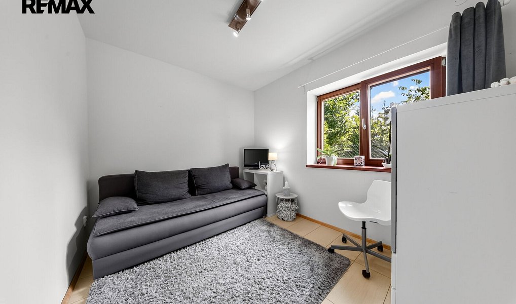 Prodej domu 252 m² s pozemkem 1 767 m², Holasovice – náhled fotky 14