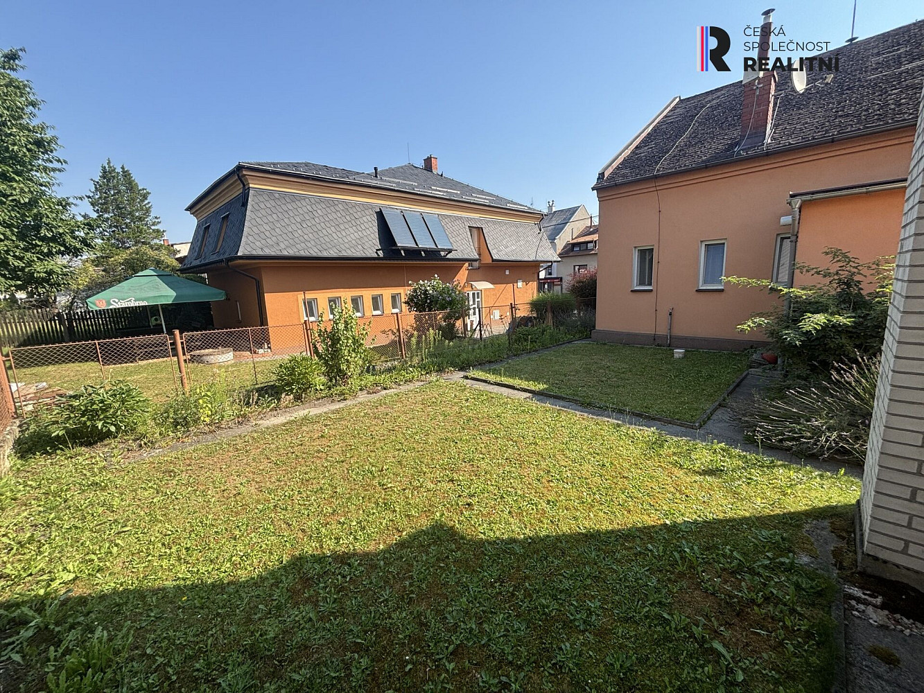Prodej domu 235 m² s pozemkem 444 m² – fotografie 3