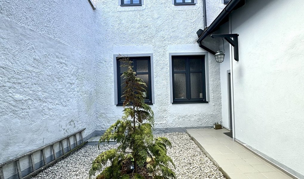 Prodej domu 220 m² s pozemkem 421 m², Tachov – náhled fotky 21
