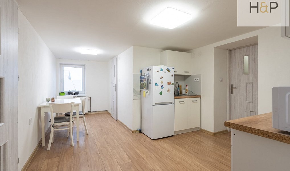 Prodej nájemního domu, činžáku 450 m², Skrbeň – náhled fotky 12