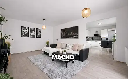 Prodej bytu 3+kk 70 m², U Tvrze, Hostouň, okres Kladno