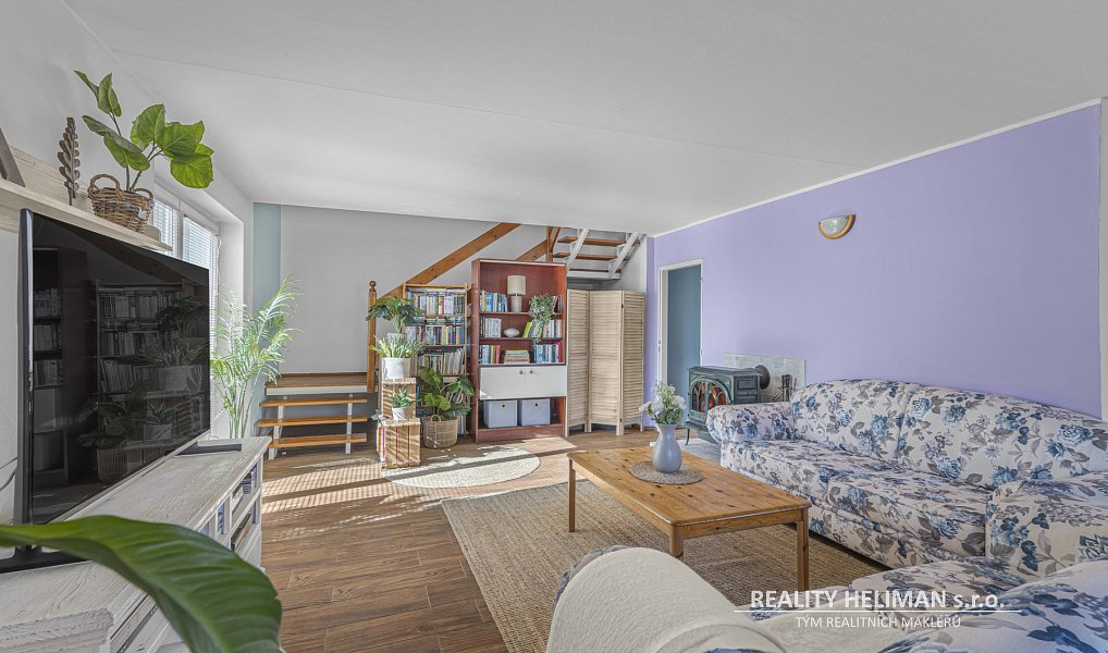 Prodej domu 393 m² s pozemkem 775 m², Líbeznice – náhled fotky 25