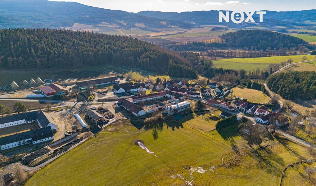 Prodej domu 1 400 m² s pozemkem 9 526 m², Křemže – náhled fotky 5