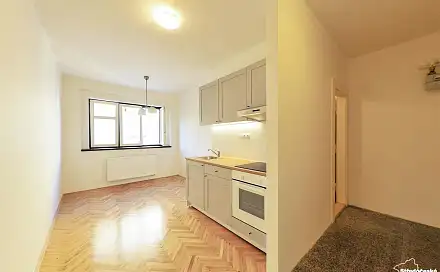 Pronájem bytu 2+kk 44 m²