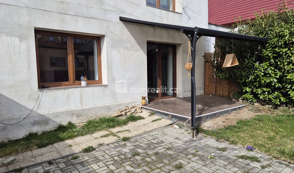 Prodej domu 160 m² s pozemkem 159 m², Olešnice – náhled fotky 17
