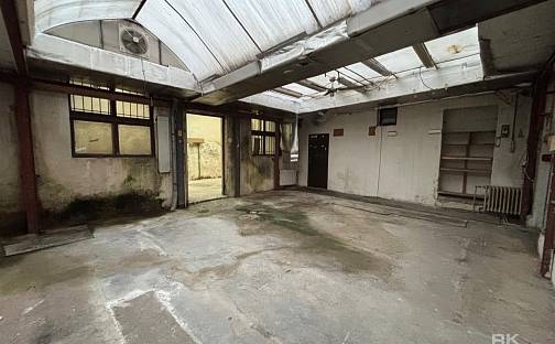 Prodej obchodních prostor 111 m², Plzeňská, Praha 5 - Smíchov