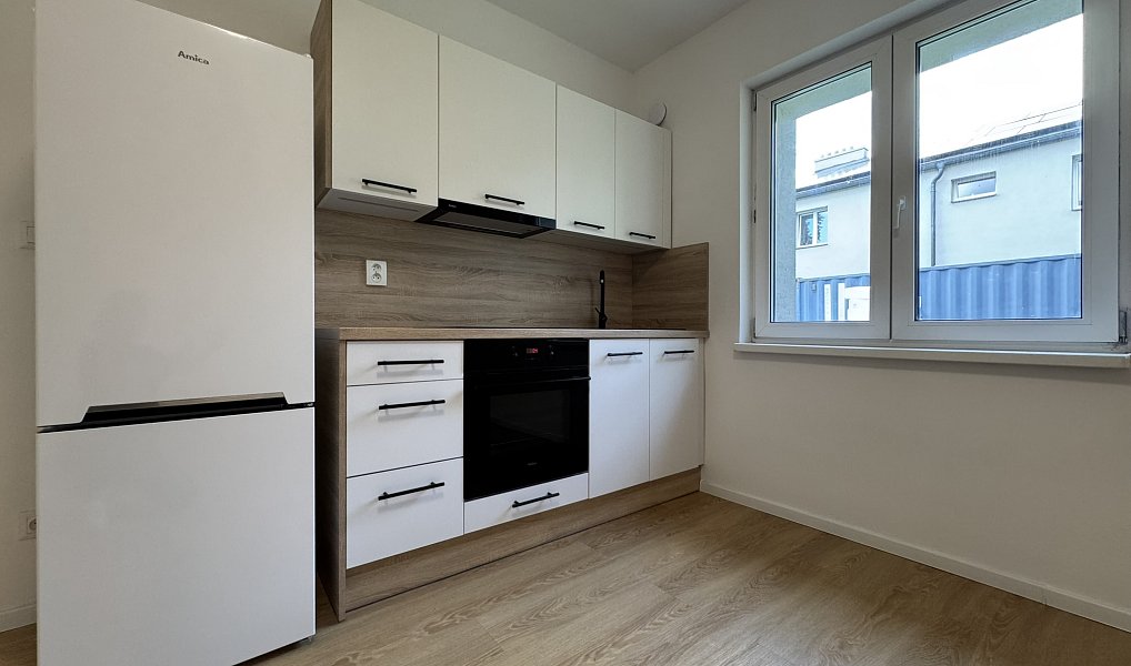 Pronájem bytu 2+kk 38 m², Ostrava – náhled fotky 3