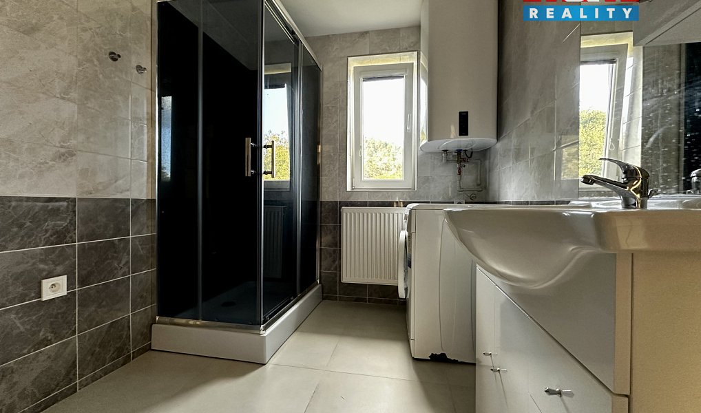 Prodej domu 194 m² s pozemkem 1 000 m², Kamýk nad Vltavou – náhled fotky 9