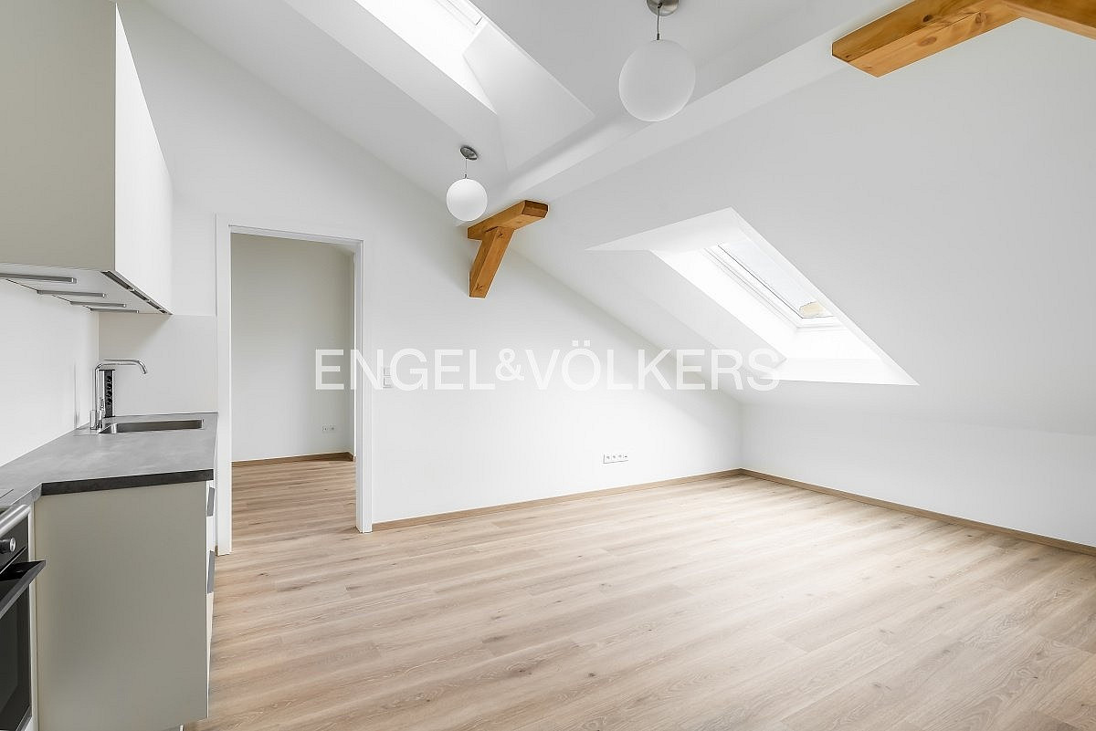 Pronájem bytu 2+kk 42 m² – fotografie 2