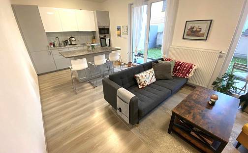 Pronájem bytu 2+kk 118 m², Petrohradská, Praha 10 - Vršovice