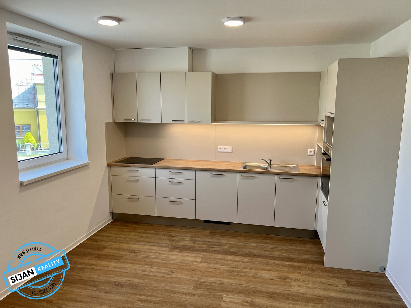 Pronájem bytu 3+kk 69 m²