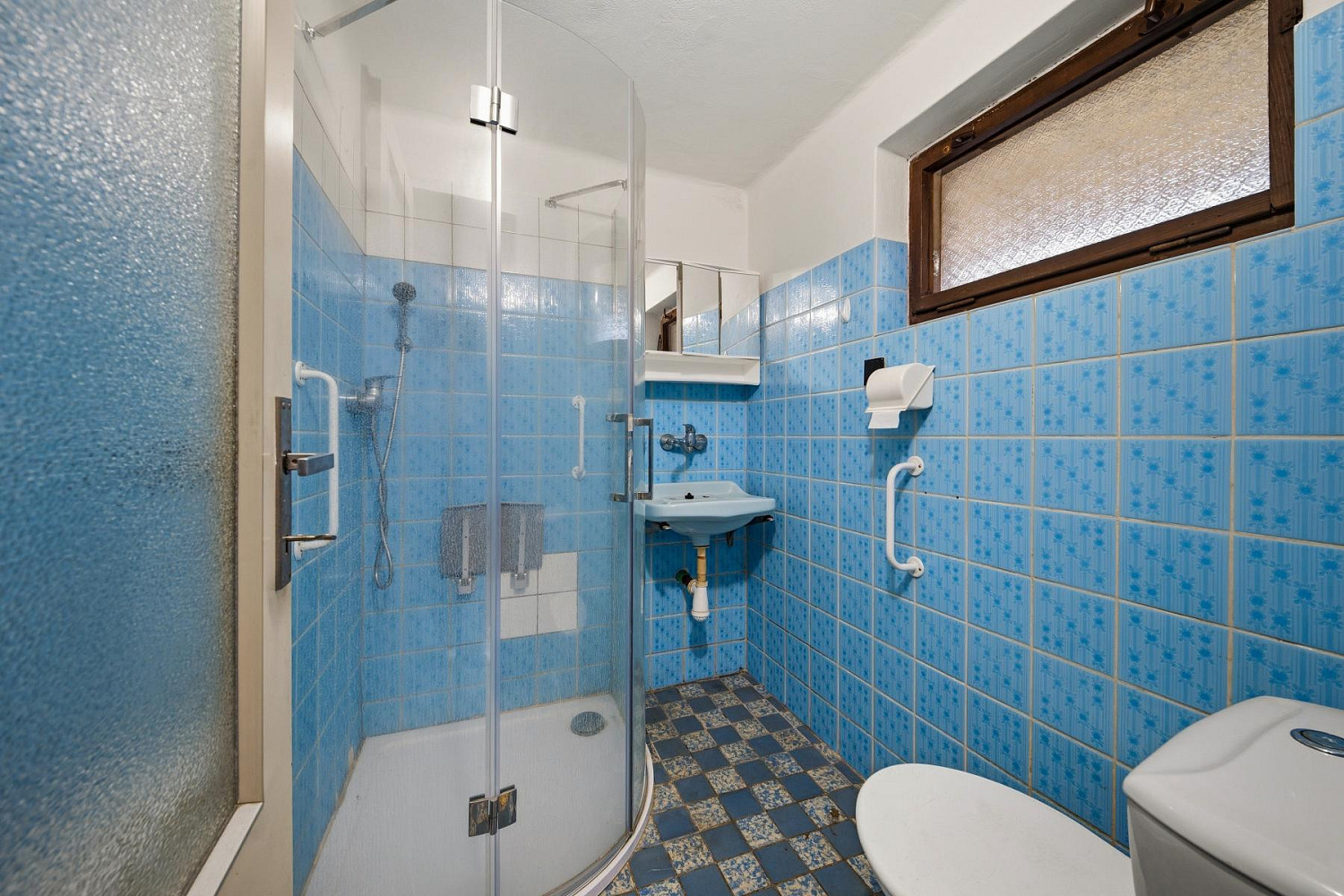 Prodej domu 147 m² s pozemkem 628 m² - View 6