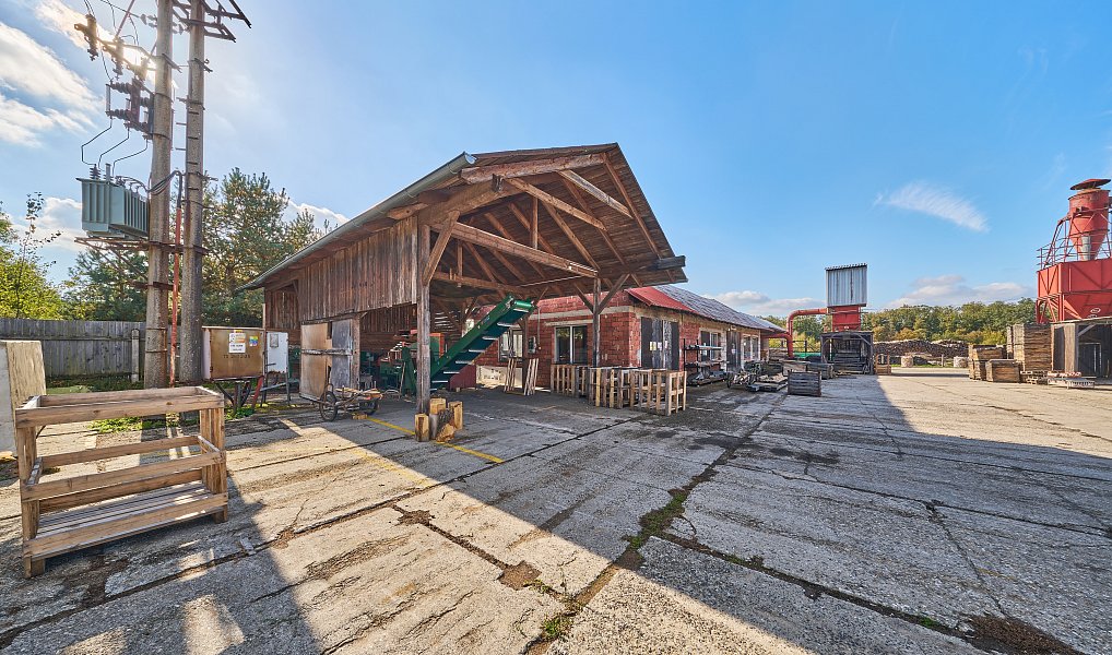 Prodej výrobních prostor 19 535 m², Seletice – náhled fotky 9