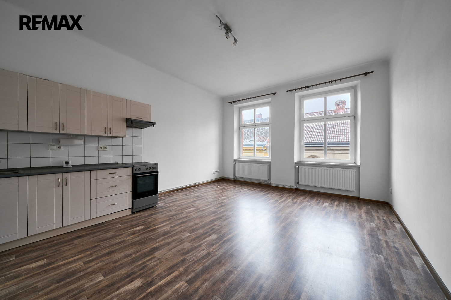 Pronájem bytu 2+kk 53 m² — photo 2