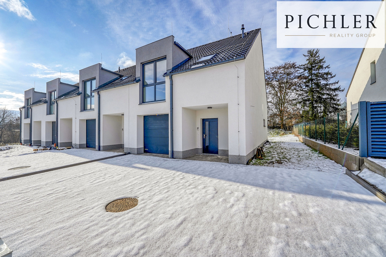 Prodej domu 160 m² s pozemkem 374 m² – pohled 2