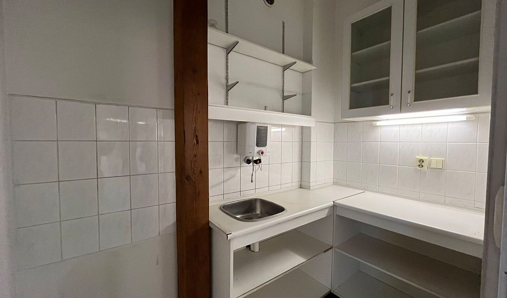 Pronájem kanceláře 110 m², Praha – náhled fotky 14
