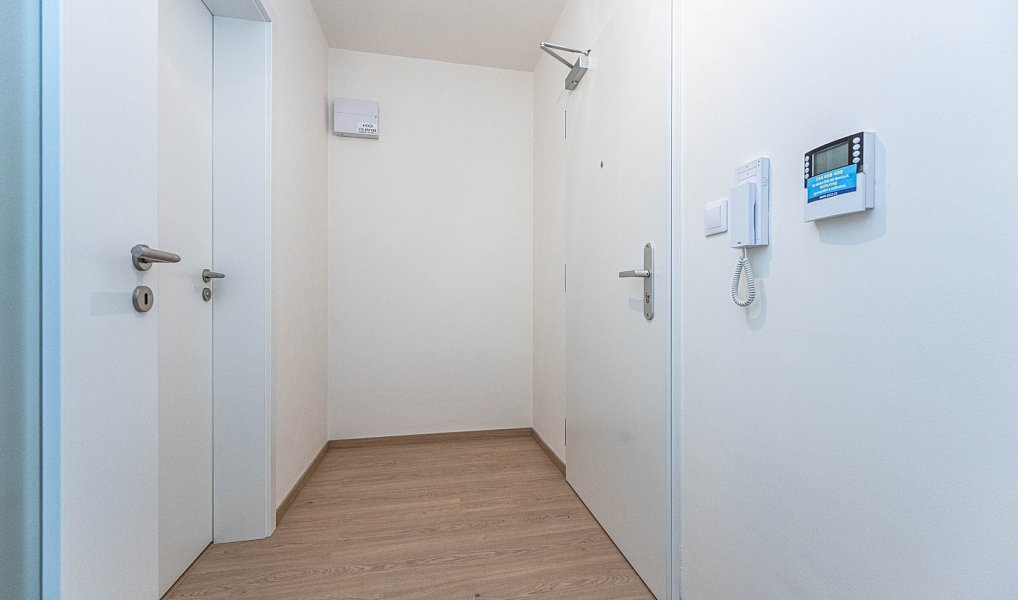 Prodej bytu 1+kk 34 m², Praha – náhled fotky 11