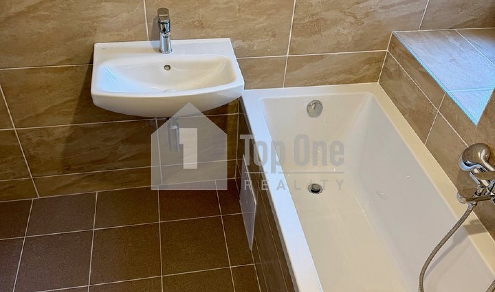 Prodej kanceláře 135 m², Praha – náhled fotky 11