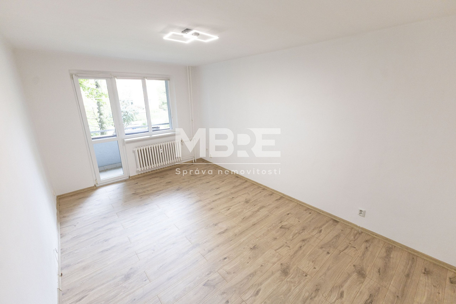 Pronájem bytu 2+1 51 m² — photo 2
