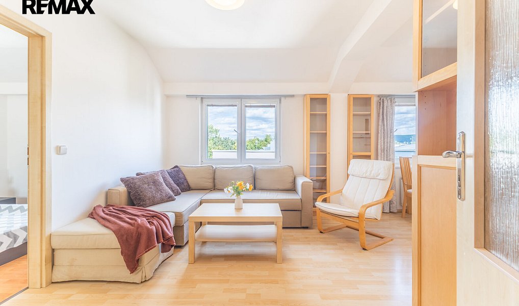 Prodej bytu 2+kk 43 m², Dobřichovice – náhled fotky 10