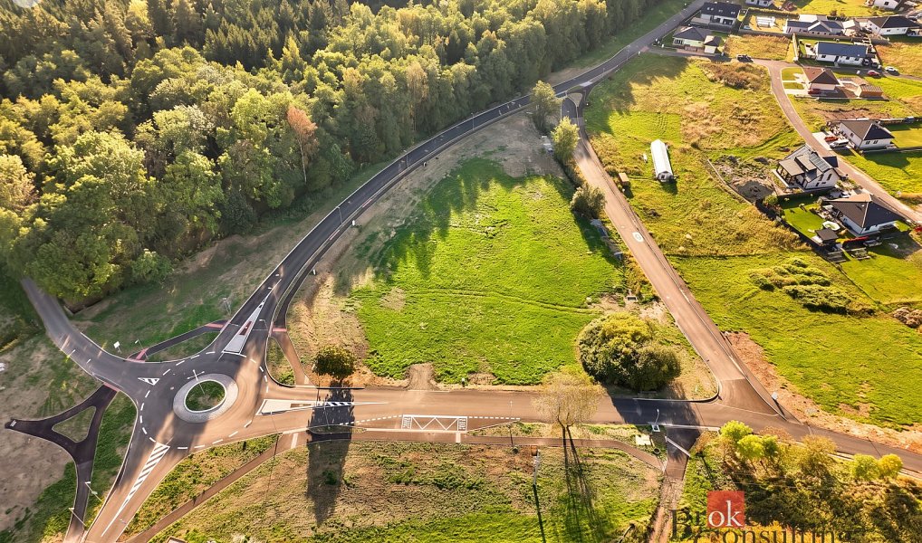 Prodej stavebního pozemku 895 m², Hory – náhled fotky 12