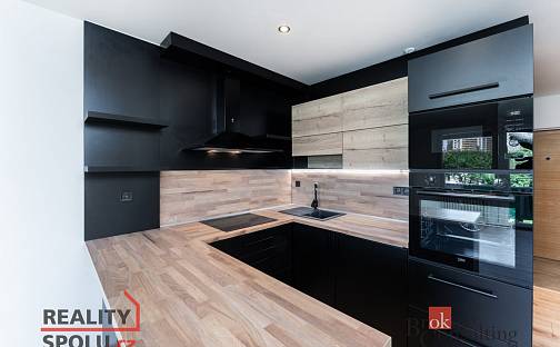 Pronájem bytu 1+kk 31 m², Brožíkova, Hradec Králové - Nový Hradec Králové