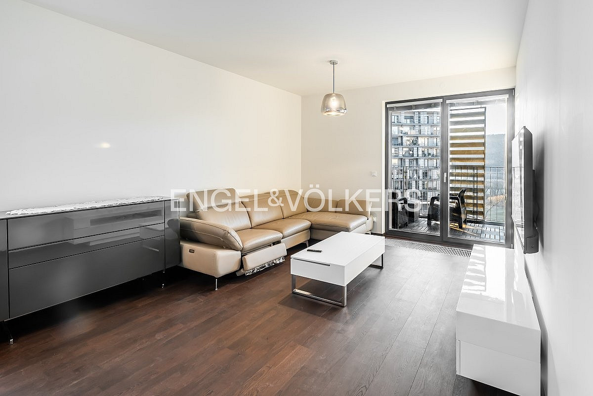 Pronájem bytu 3+kk 72 m²