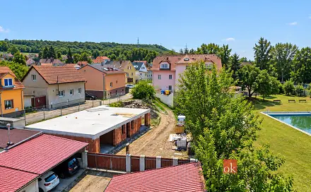 Prodej stavebního pozemku 648 m², V. Moravce, Stehelčeves, okres Kladno