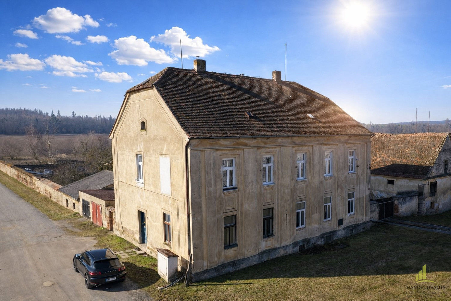 2-кімнатна квартира, 76 m²