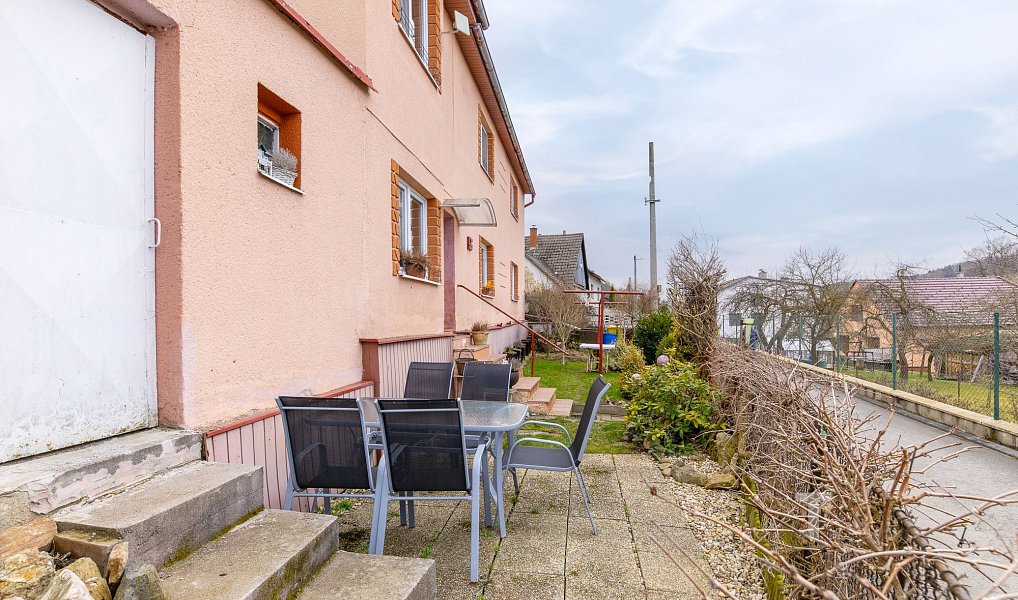 Prodej domu 220 m² s pozemkem 229 m², Olešnice – náhled fotky 18