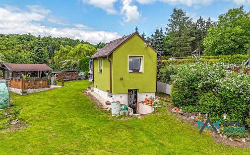 Prodej stavebního pozemku 825 m², Bánov, Ústí nad Labem - Strážky