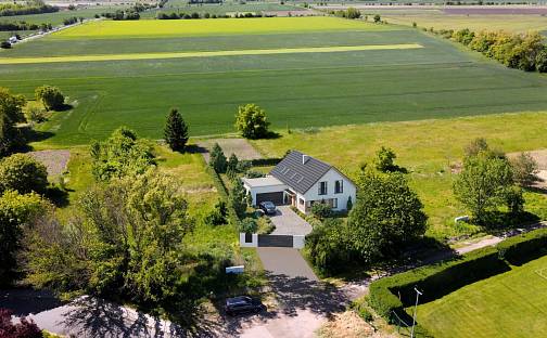 Prodej stavebního pozemku 906 m², Všetaty, okres Mělník