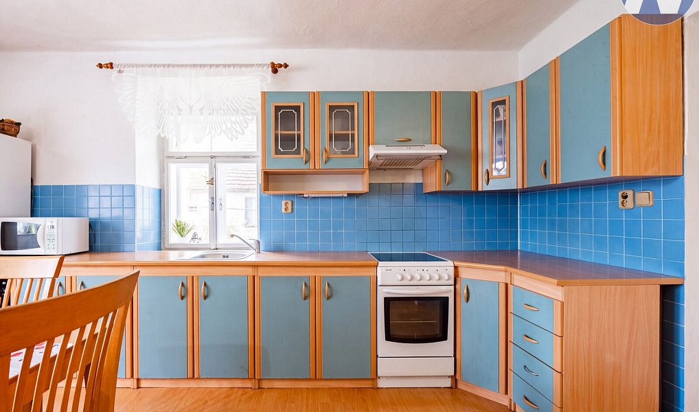 Prodej domu 172 m² s pozemkem 1 212 m², Slabčice – náhled fotky 3