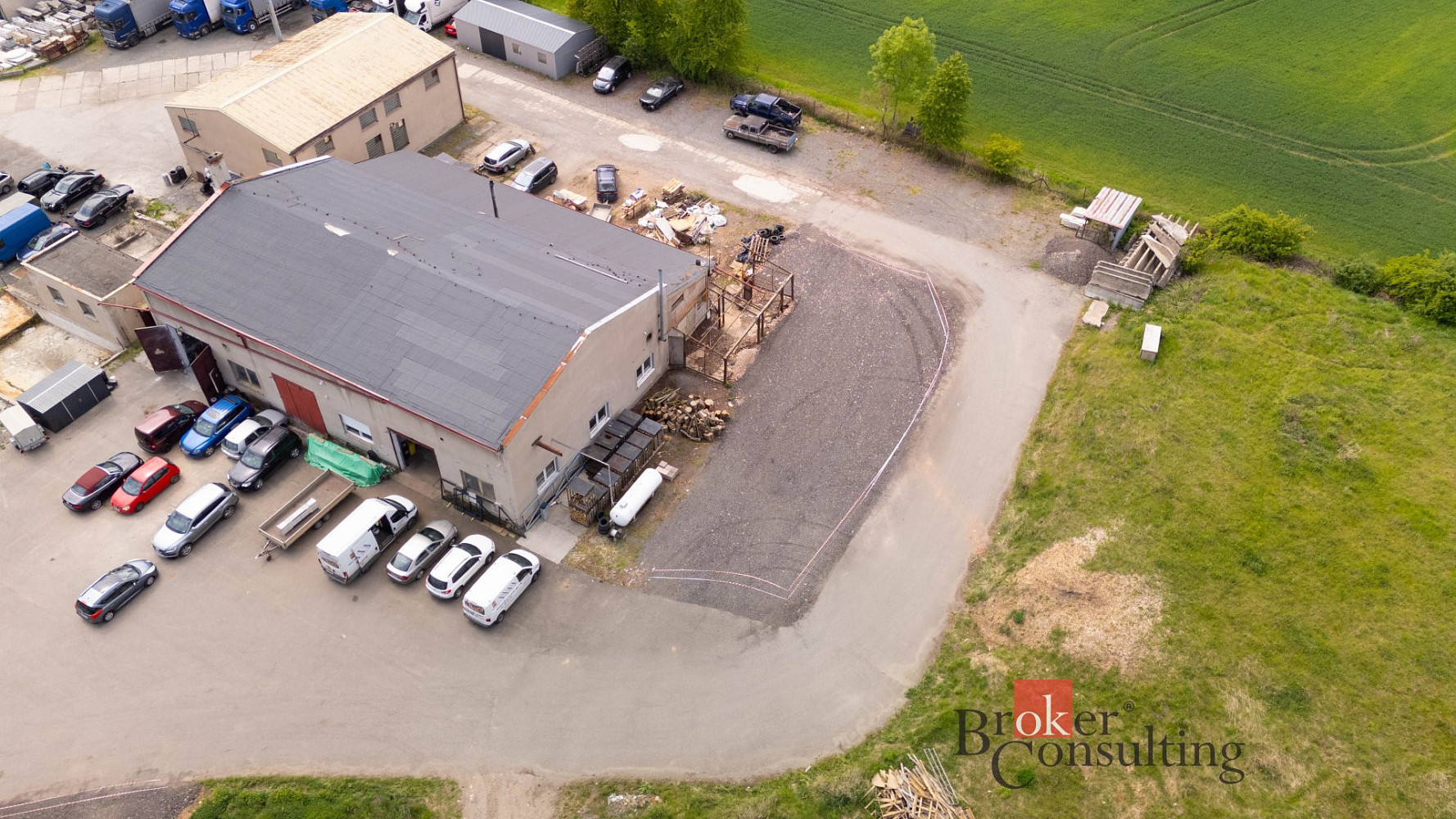 Pronájem skladovacích prostor 300 m²