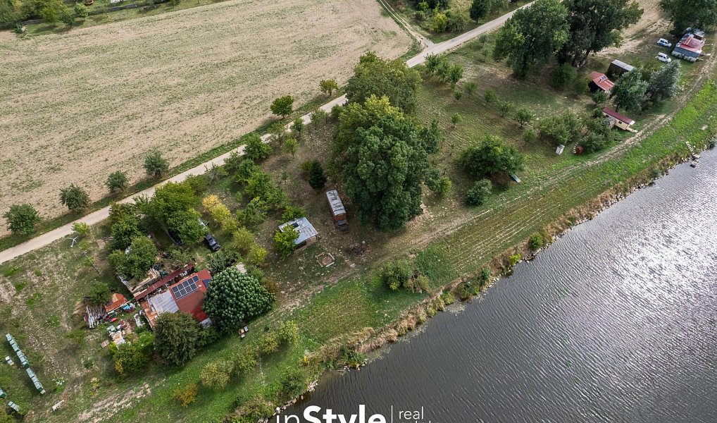 Prodej zahrady 1 689 m², Uherský Ostroh – náhled fotky 19