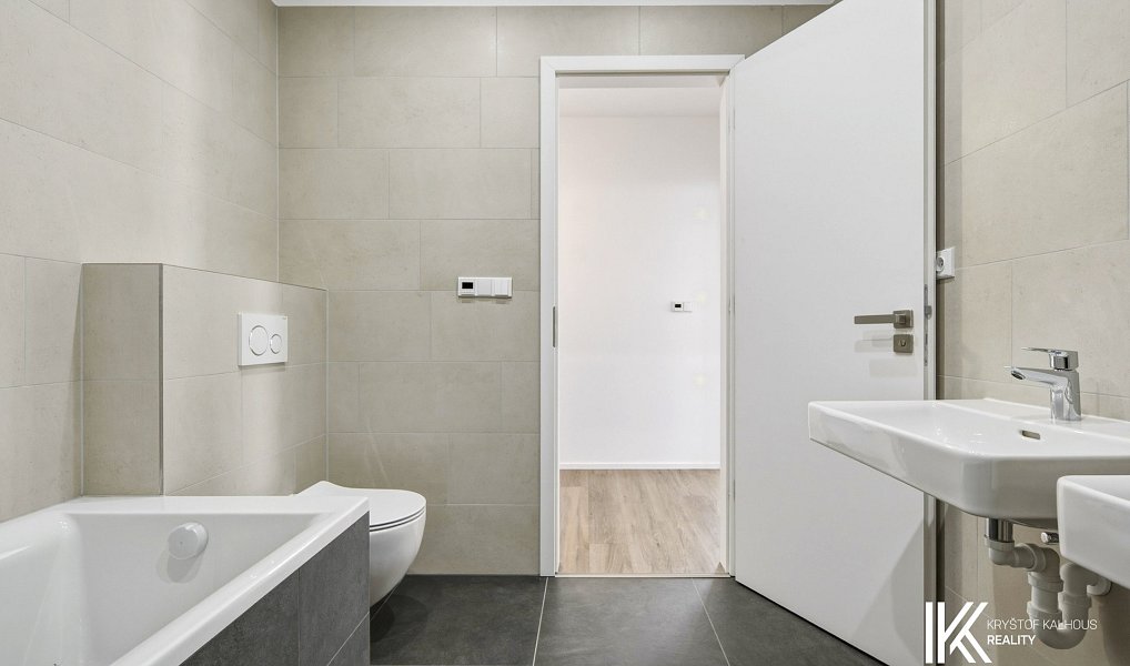 Prodej domu 105 m² s pozemkem 482 m², Pardubice – náhled fotky 23