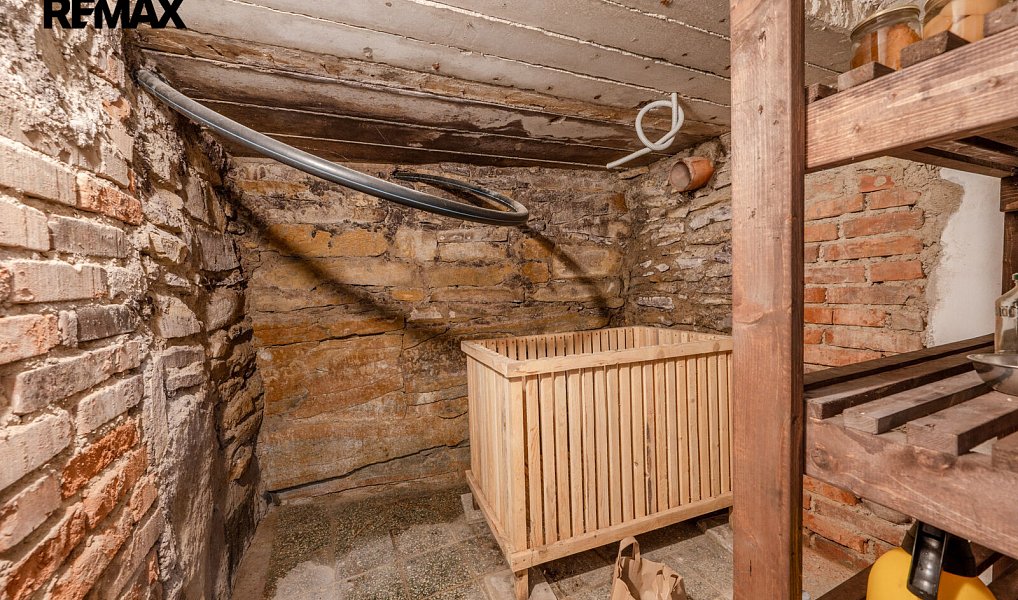 Prodej domu 230 m² s pozemkem 941 m², Kvasiny – náhled fotky 17