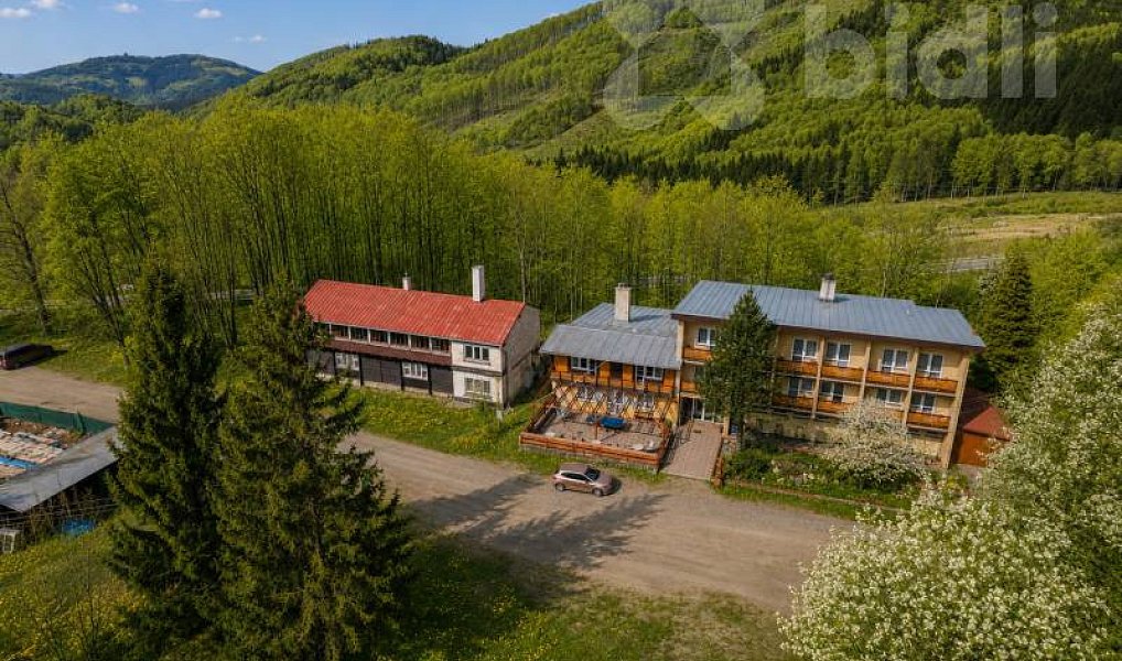 Prodej ubytovacího objektu 860 m², Chvalčov – náhled fotky 4