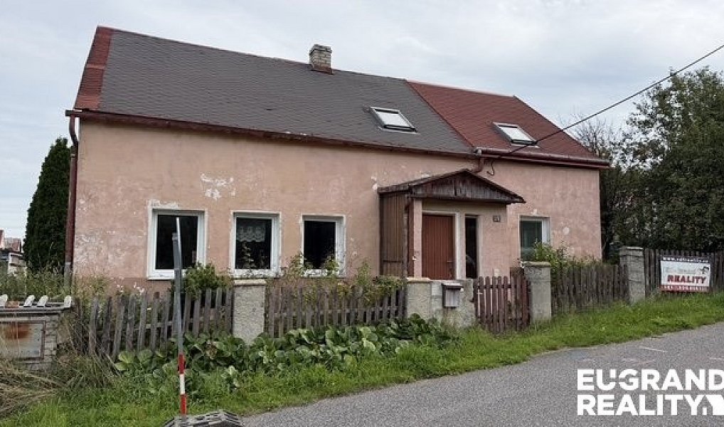 Prodej domu 150 m² s pozemkem 522 m², Šluknov – náhled fotky 2